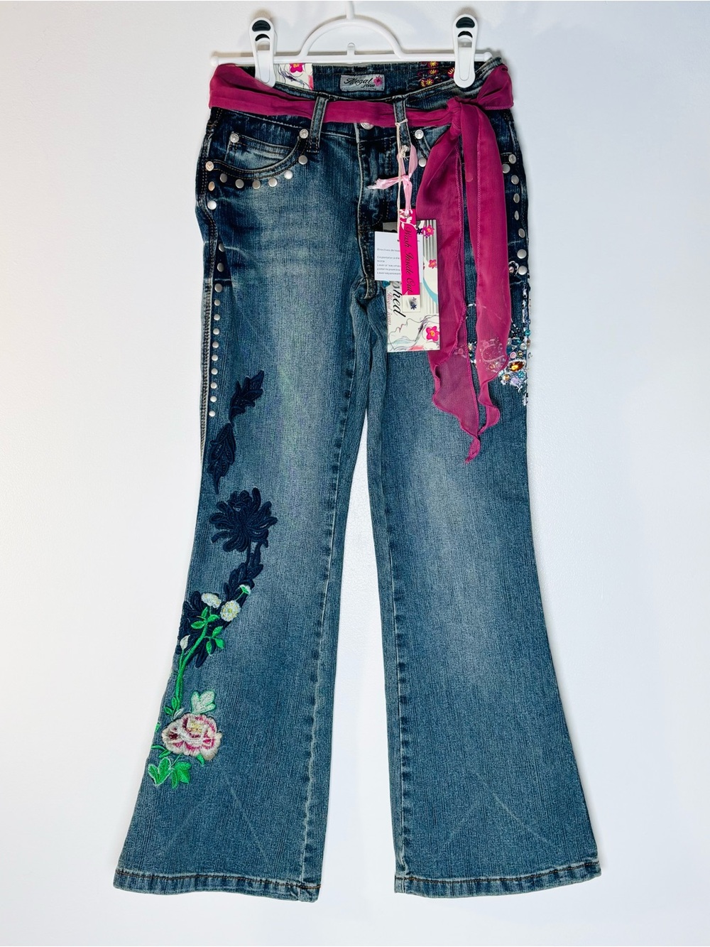 NWT Vintage Y2K Illegal Jeans Studded Floral Embroidered Flare w/ Belt 8